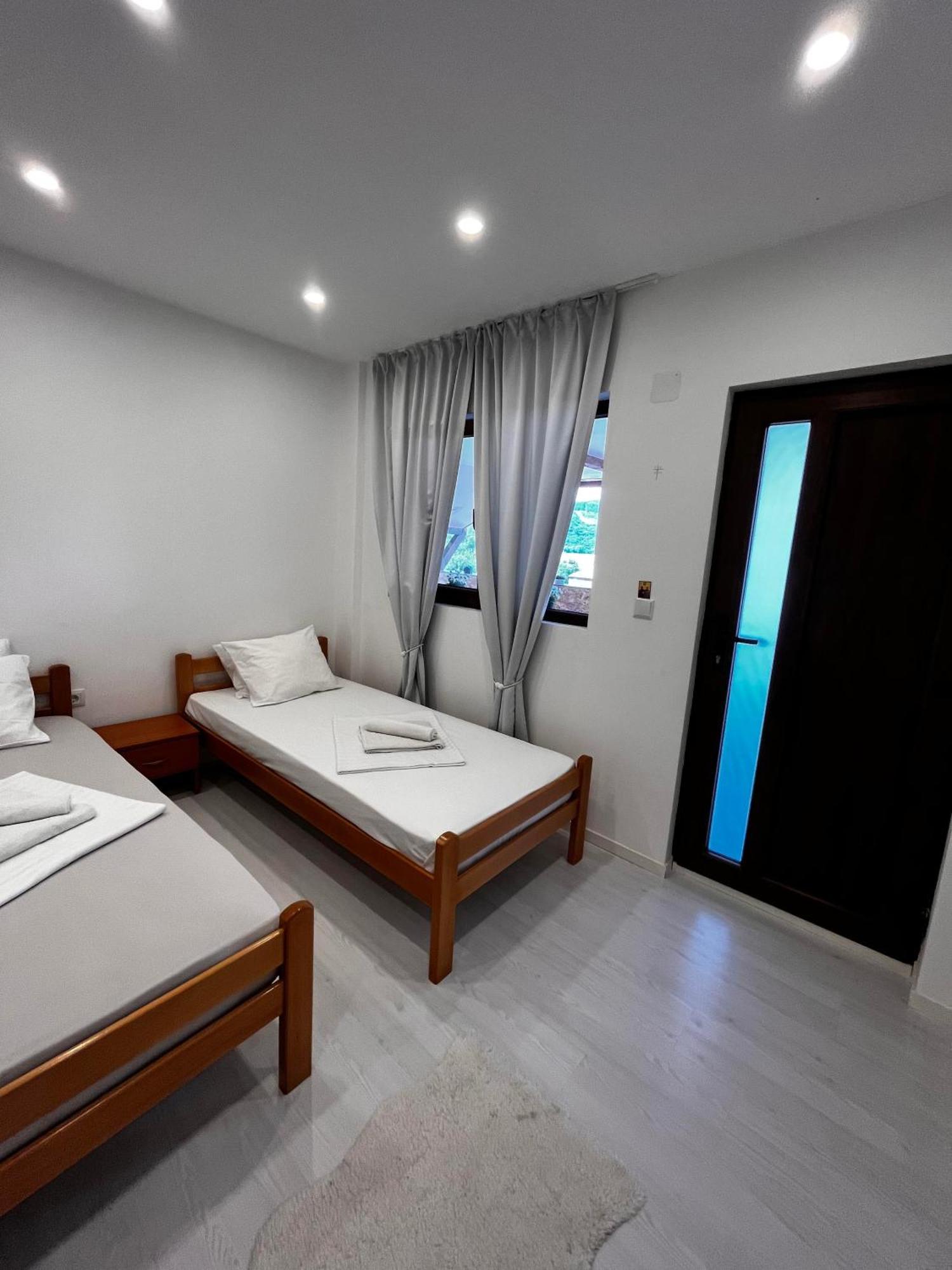 Vila Legrand Bazias Dış mekan fotoğraf